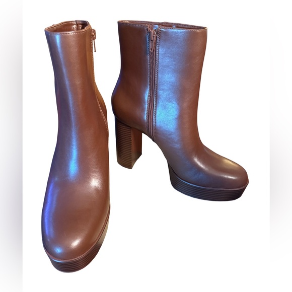 Alfani NWT Sz 10 Chic Brown Vegan Leather Platform Block Heeled Boots (SH115) - Picture 2 of 12